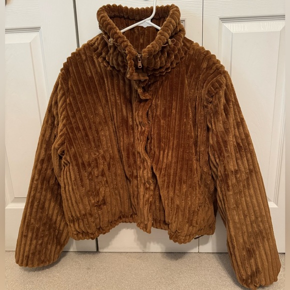 Urban Outfitters (BDG) Cropped Jacket in Brown - never worn, new with tags - Picture 1 of 3